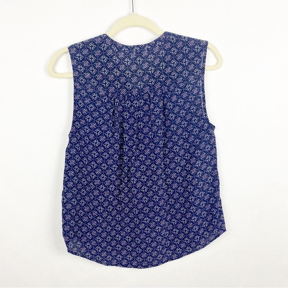 Joie Finnegan Silk Button Front Tank Top Blouse Navy Blue Floral Womens Small - Picture 2 of 5